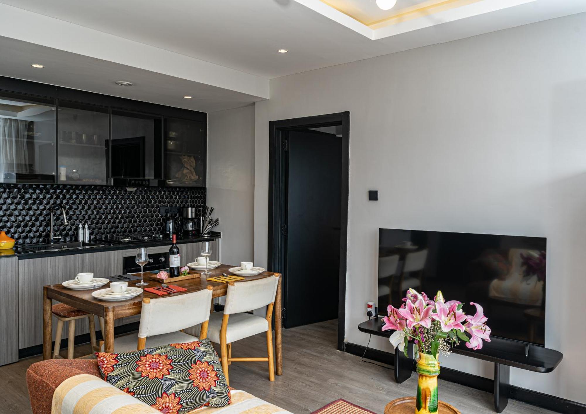 Escada Studio & 2-Bedroom, Rooftop Swimming Pool, Gym, Workspace, Wonderiss Homes Westland Living Nairobi Eksteriør bilde